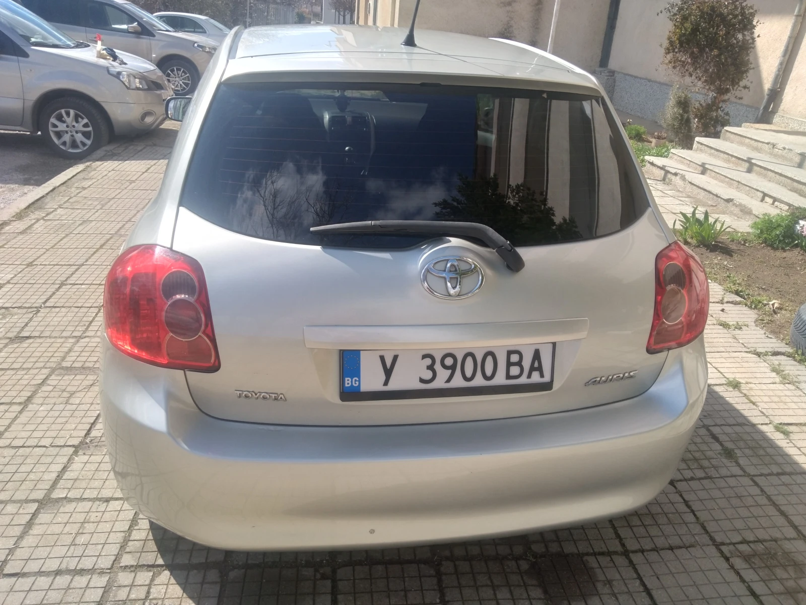 Toyota Auris  - изображение 3