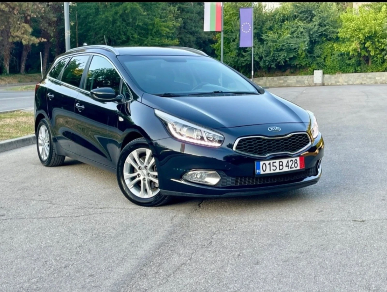 Kia Ceed  1.6CRDI* HighTec | Mobile.bg   1