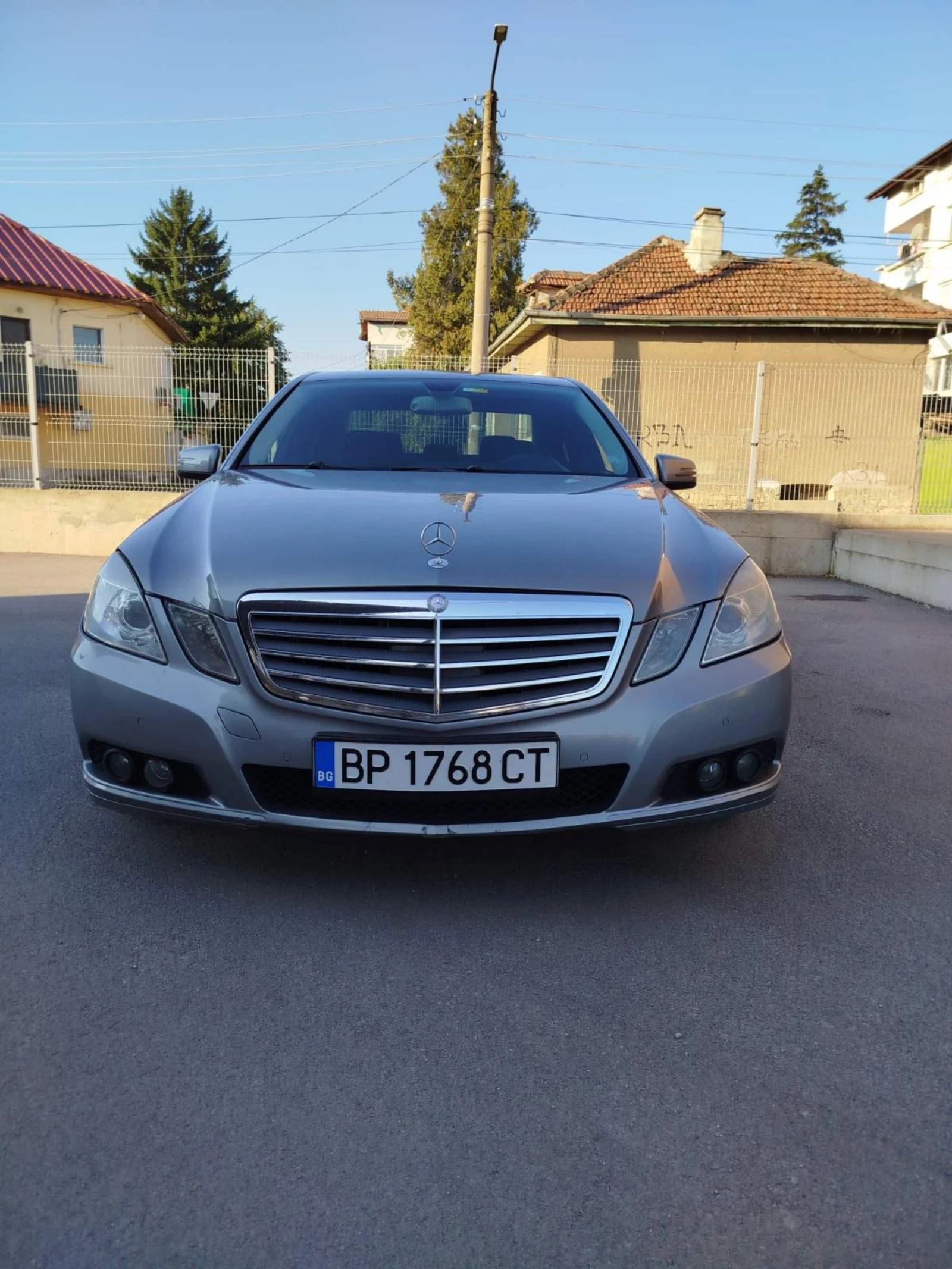 Mercedes-Benz E 220  - изображение 7