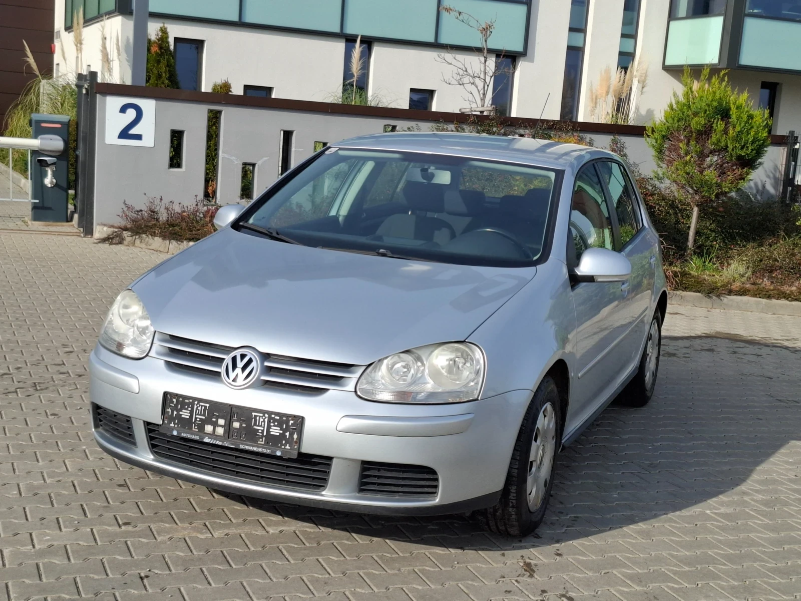 VW Golf 1.4i* (75кс)* * FACELIFT* * НОВ ВНОС* *  - изображение 8