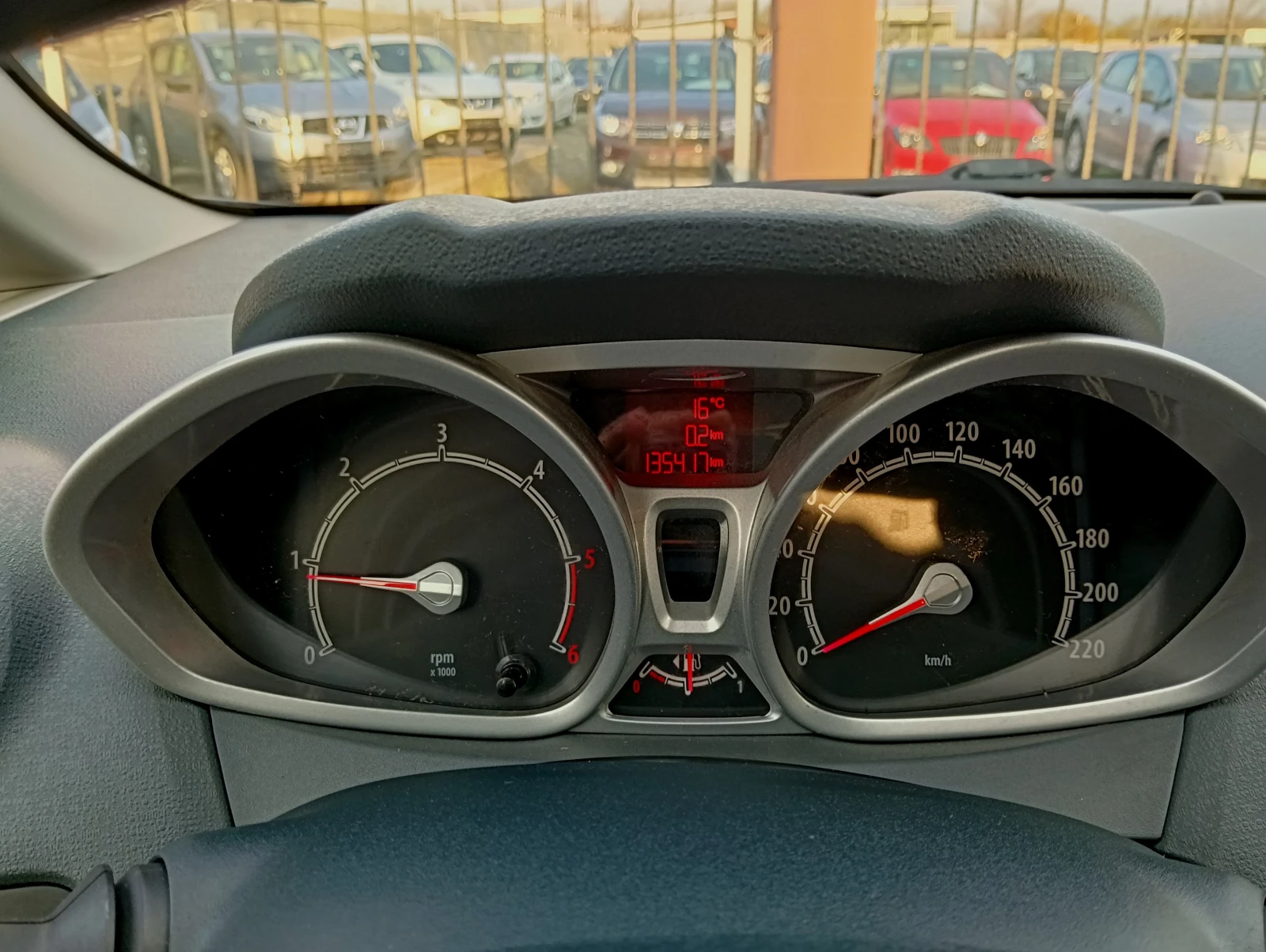 Ford Fiesta 1.6TDCI TITANIUM | Mobile.bg   14