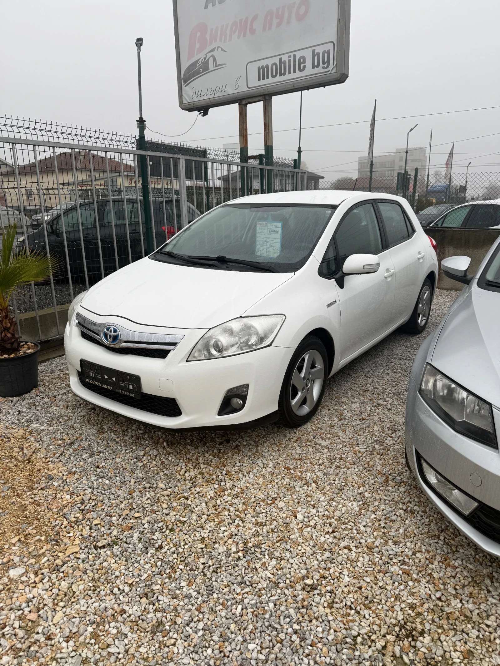 Toyota Auris 1.33i - изображение 2
