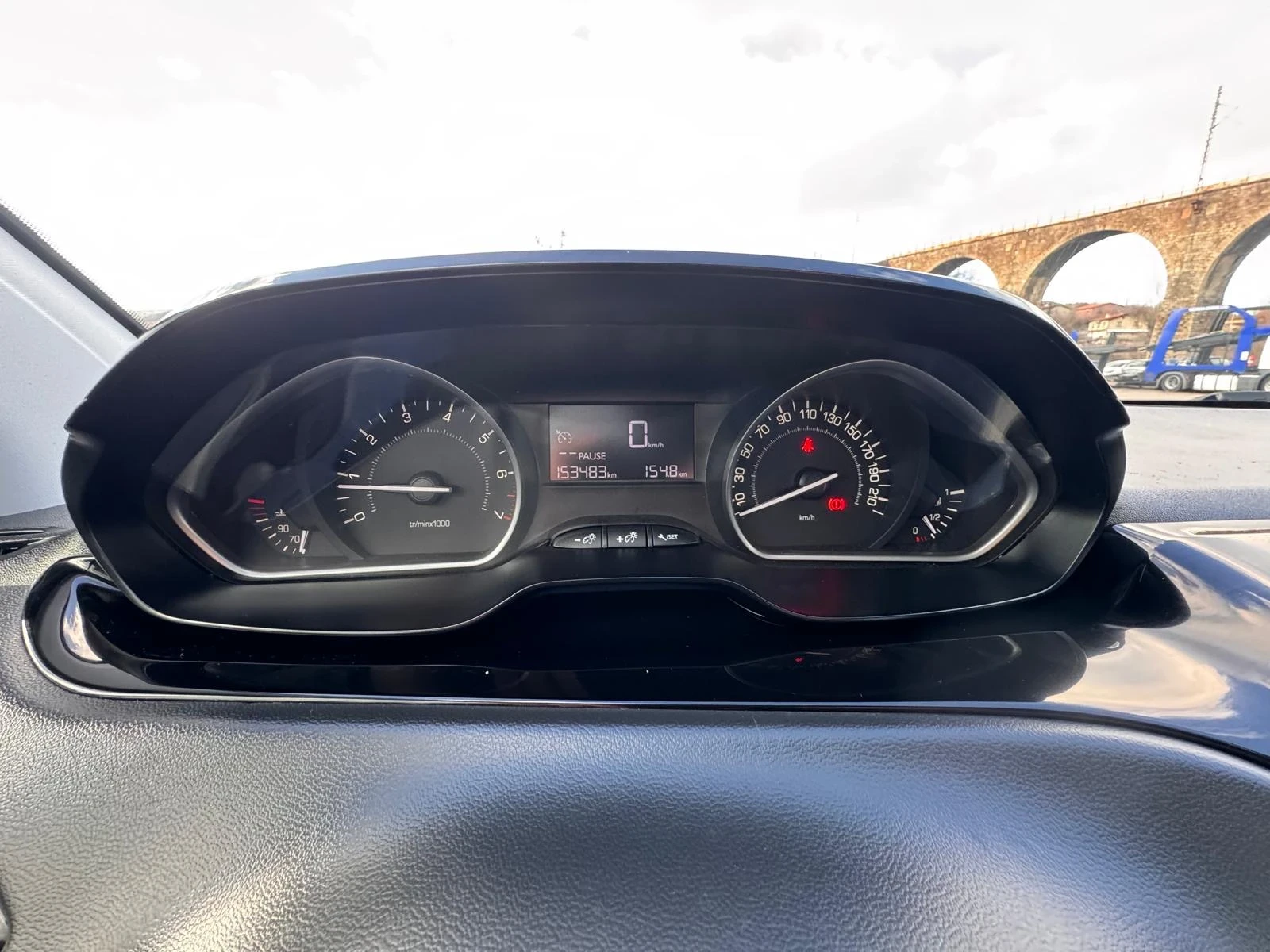 Peugeot 208 1.2 i  | Mobile.bg � ����������� 11