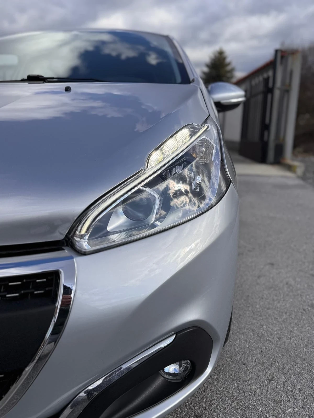 Peugeot 208 1.2 i  | Mobile.bg � ����������� 15