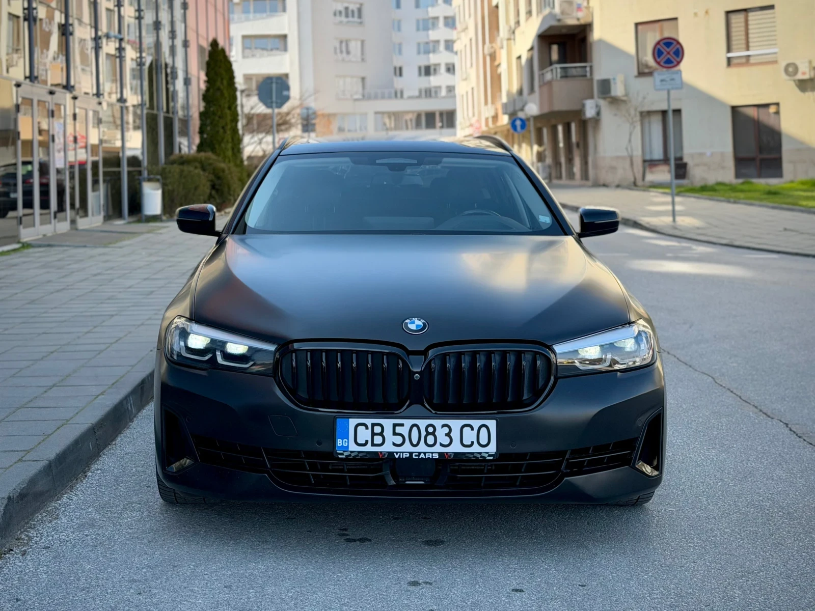 BMW 530 d Mild Hybrid , снимка 7 - Автомобили и джипове - 53748311