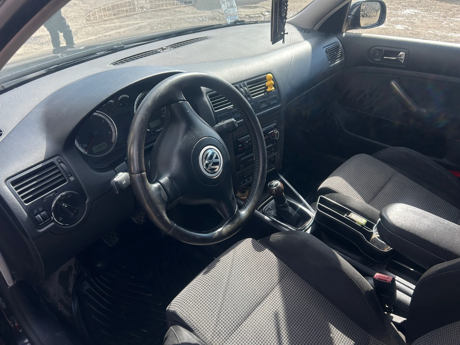 VW Bora 1.9 TDI 101ps, снимка 9 - Автомобили и джипове - 53917573