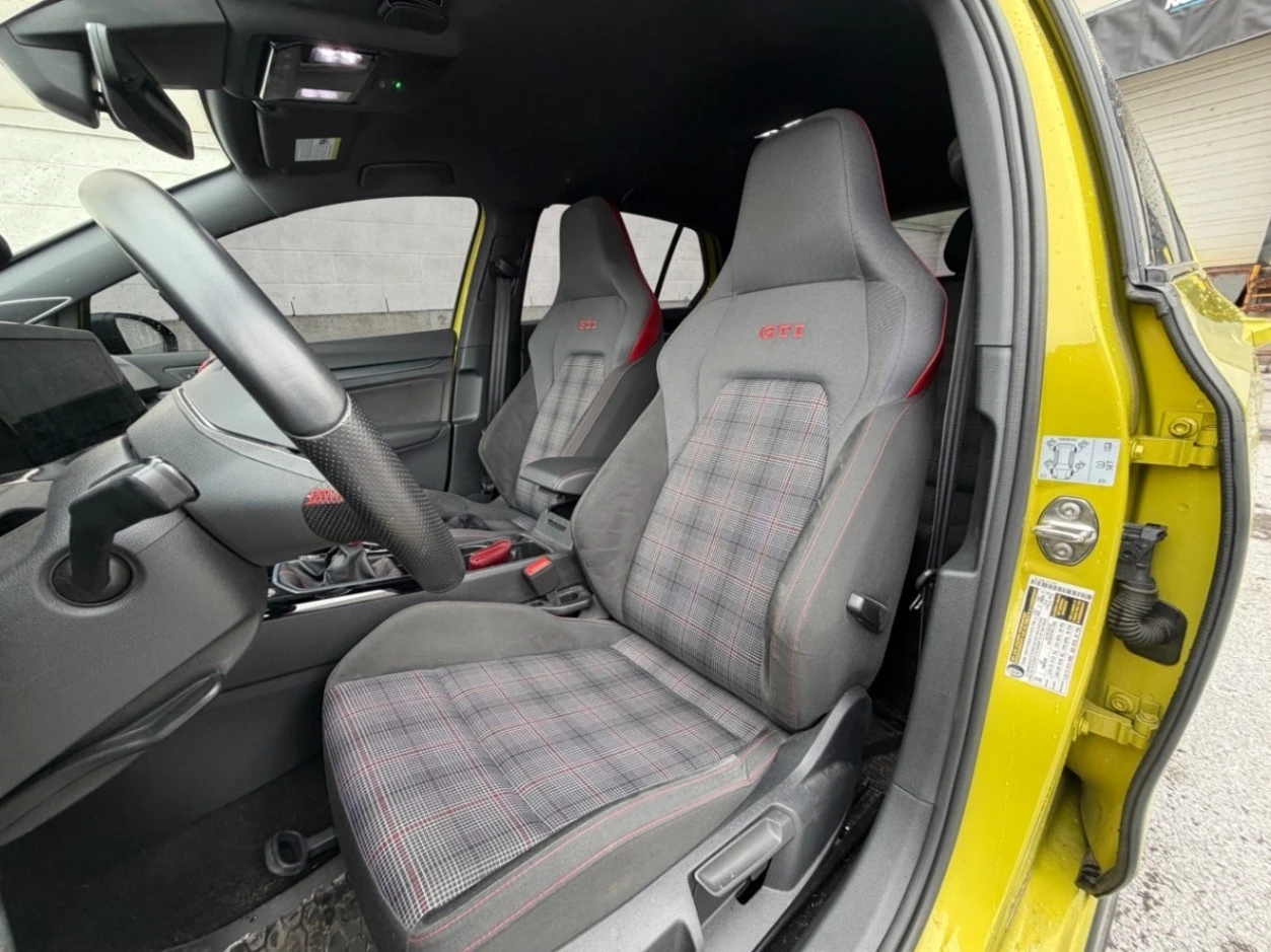 VW Golf GTI 40th Anniversary С РЕГИСТРАЦИЯ & АВТО КРЕДИТ, снимка 5 - Автомобили и джипове - 54010506