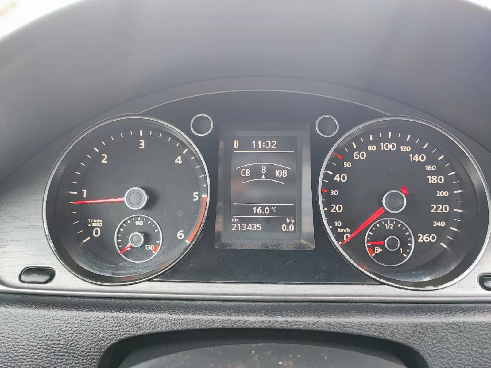 VW Passat 2.0/140kc, снимка 8 - Автомобили и джипове - 54255280