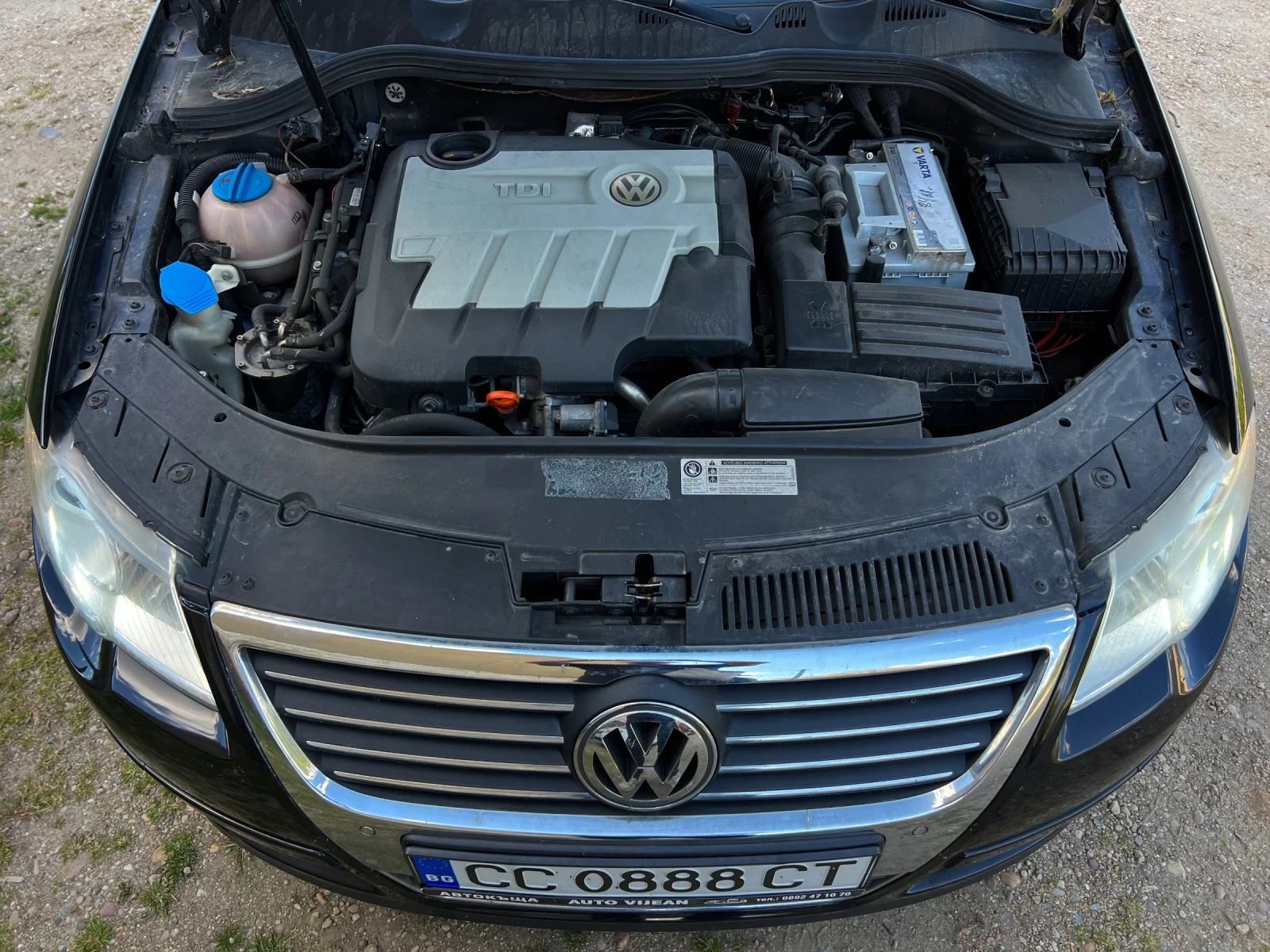 VW Passat 2.0 TDI HIGHLINE, снимка 15 - Автомобили и джипове - 54306878