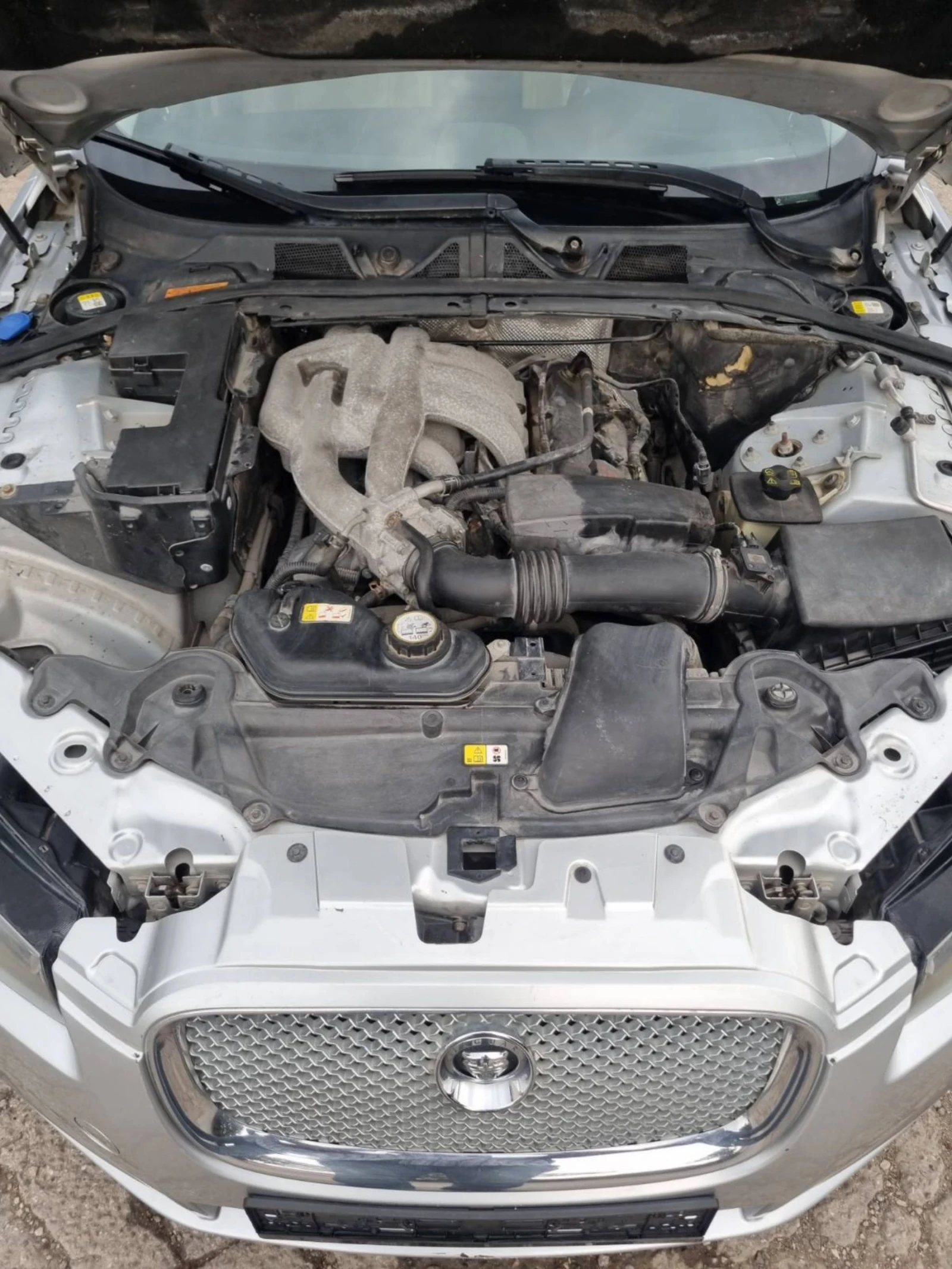 Jaguar Xf, снимка 6 - Автомобили и джипове - 54780209