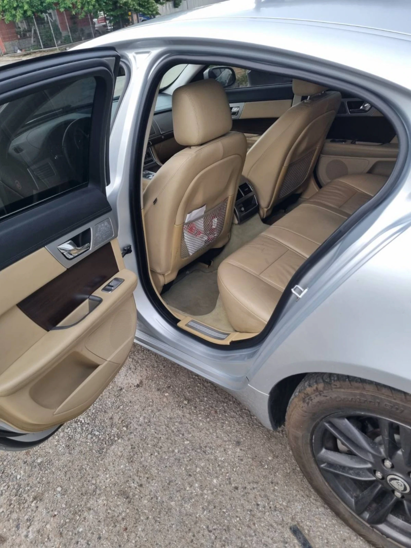 Jaguar Xf, снимка 9 - Автомобили и джипове - 54780209