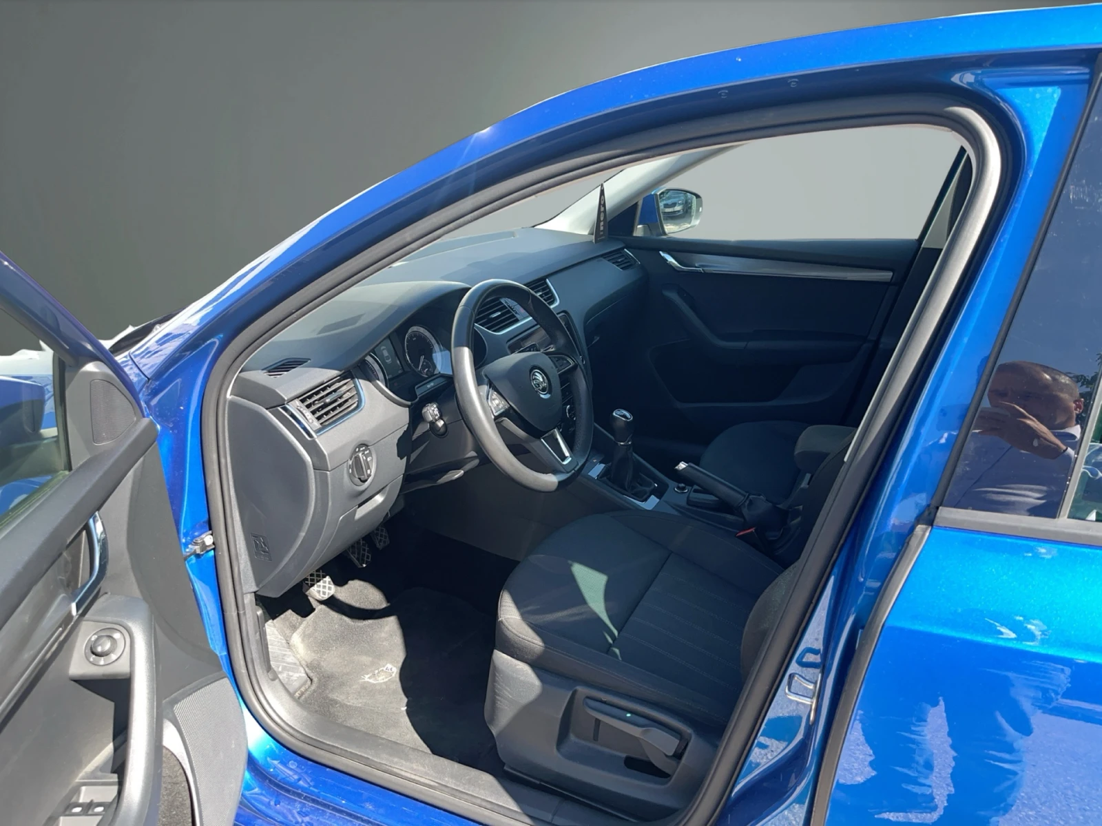 Skoda Octavia 2, 0 TDI 6� | Mobile.bg � ����������� 9
