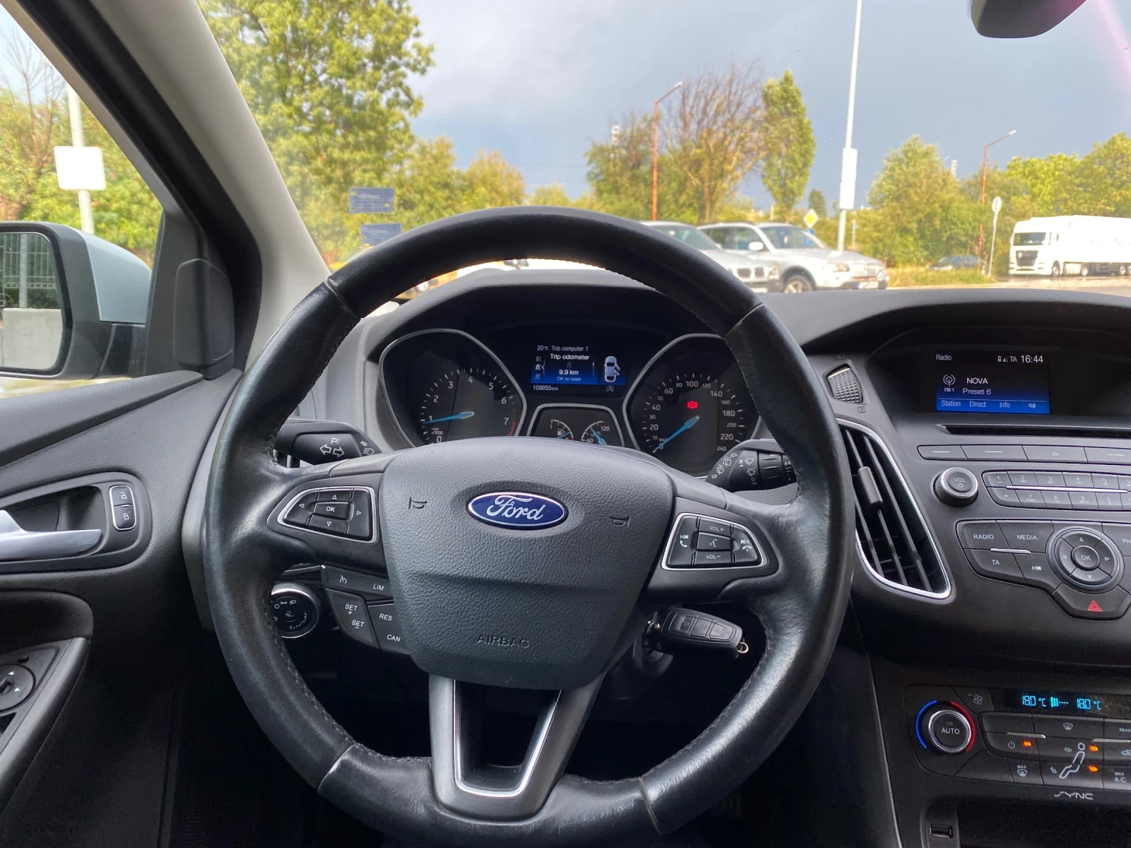 Ford Focus 1.0 EcoBoost 125Hp, снимка 14 - Автомобили и джипове - 55790999