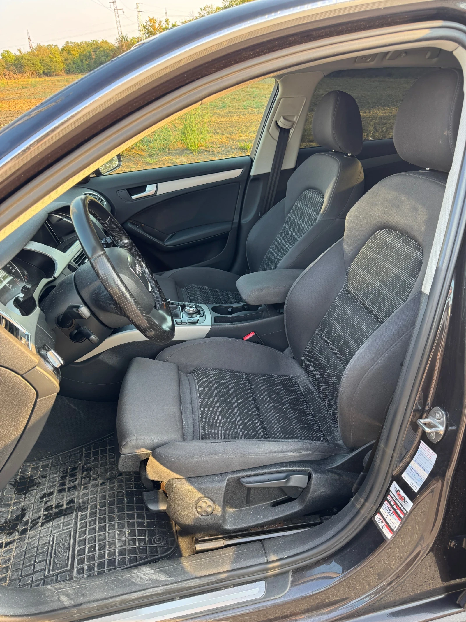 Audi A4 2.0, снимка 3 - Автомобили и джипове - 56134086