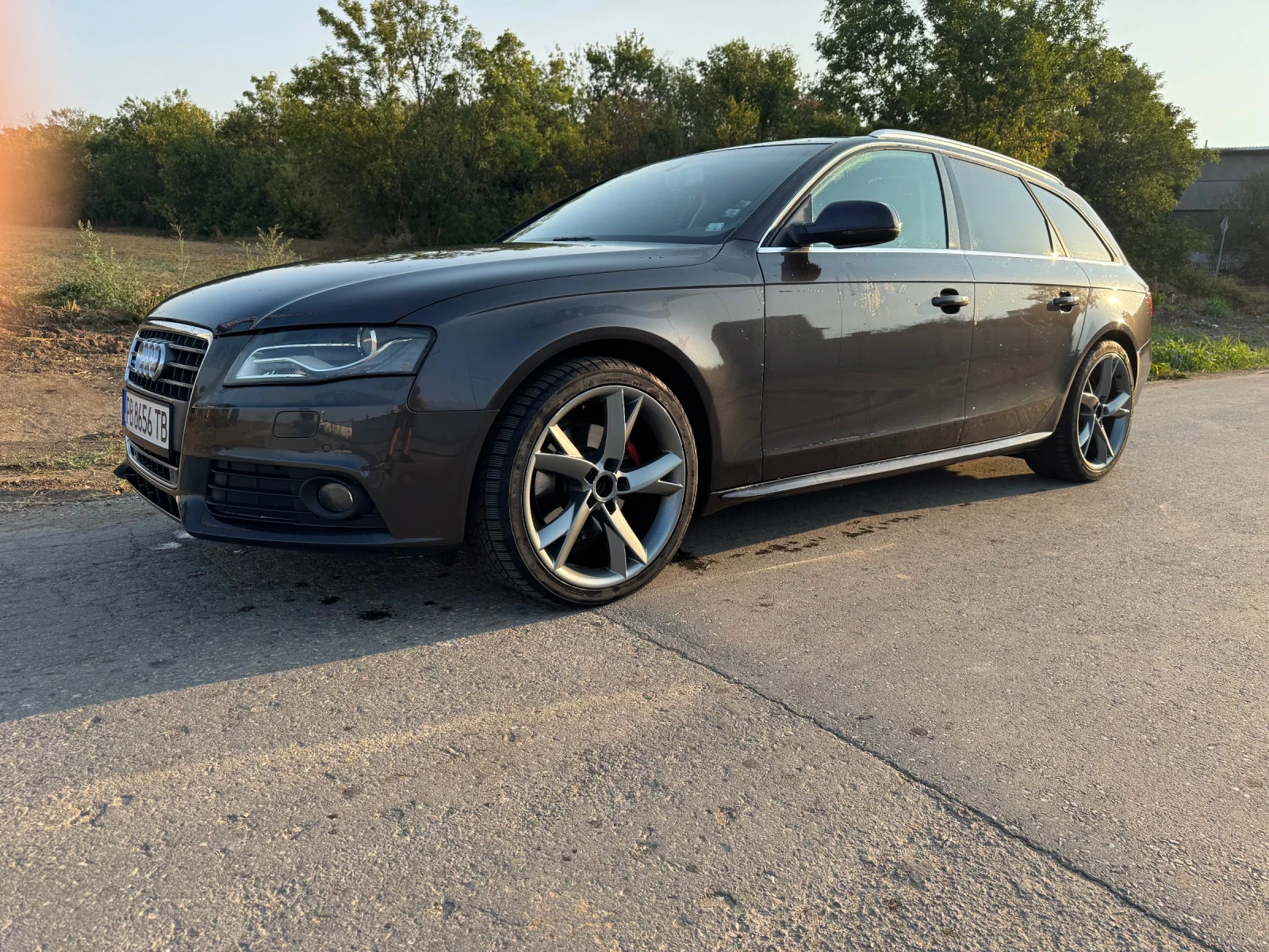Audi A4 2.0, снимка 2 - Автомобили и джипове - 56134086