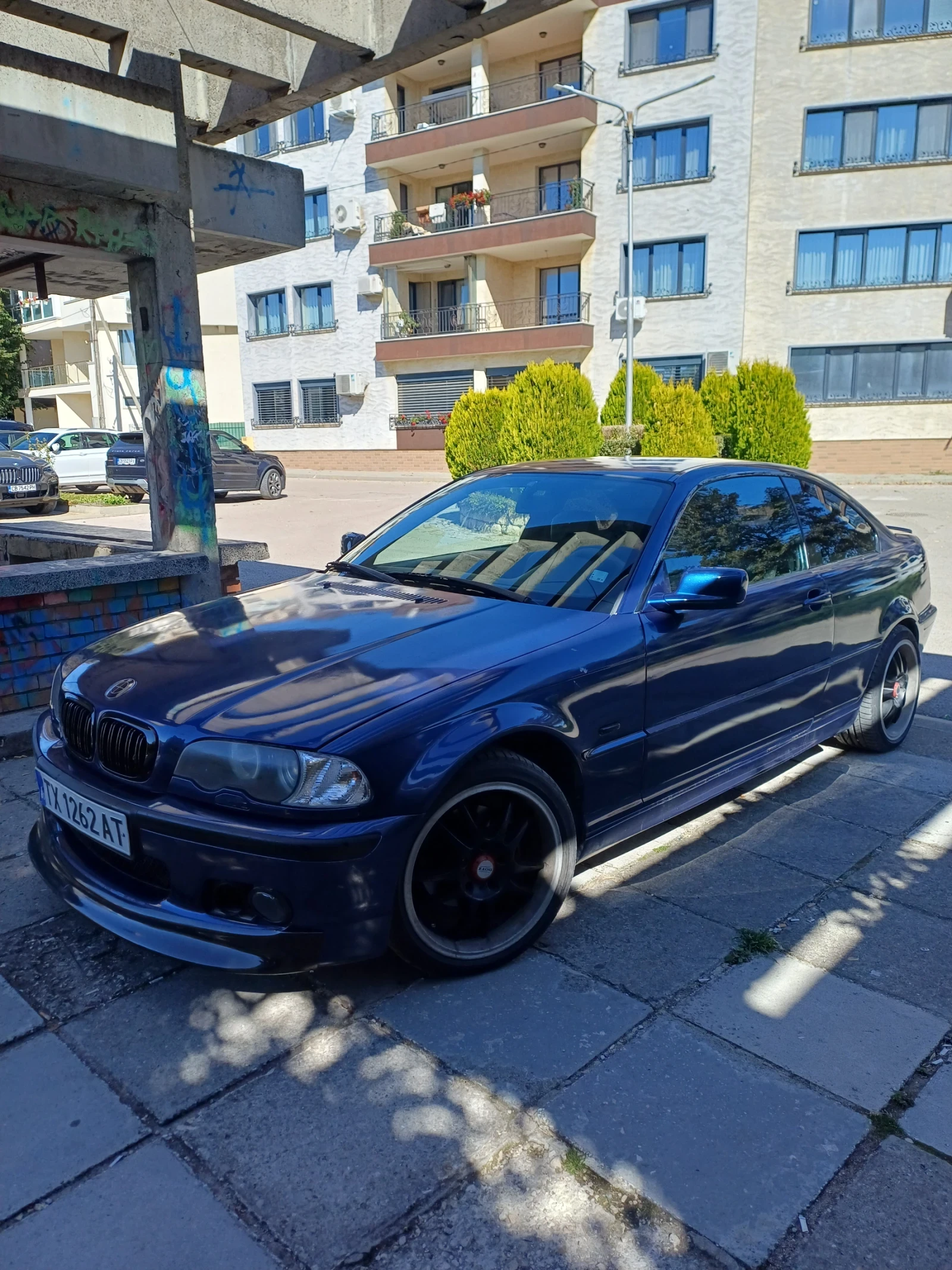 BMW 323