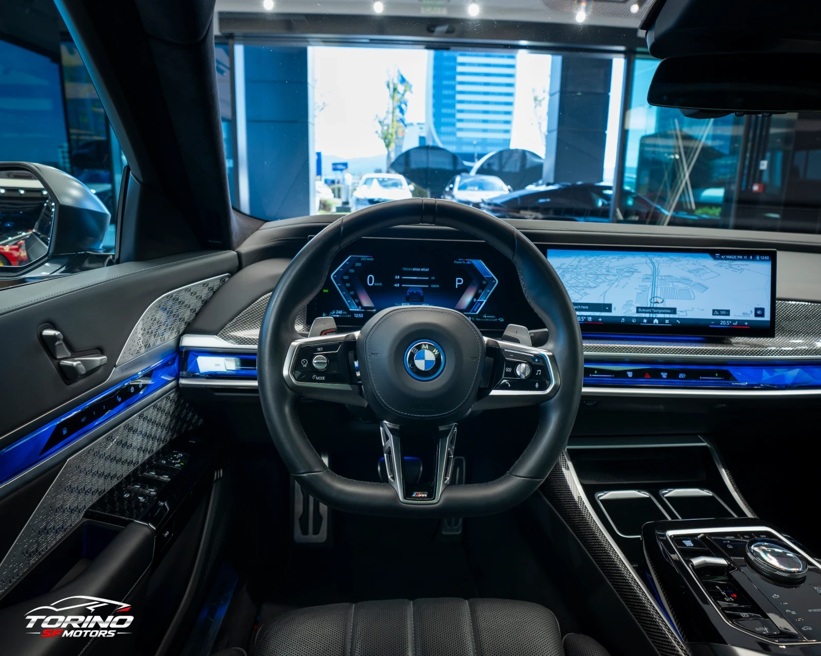 BMW 750  TV* M SPORT PLUS* EXECUTIVE* xDrive* PANO* FULL* , снимка 14 - Автомобили и джипове - 56339581