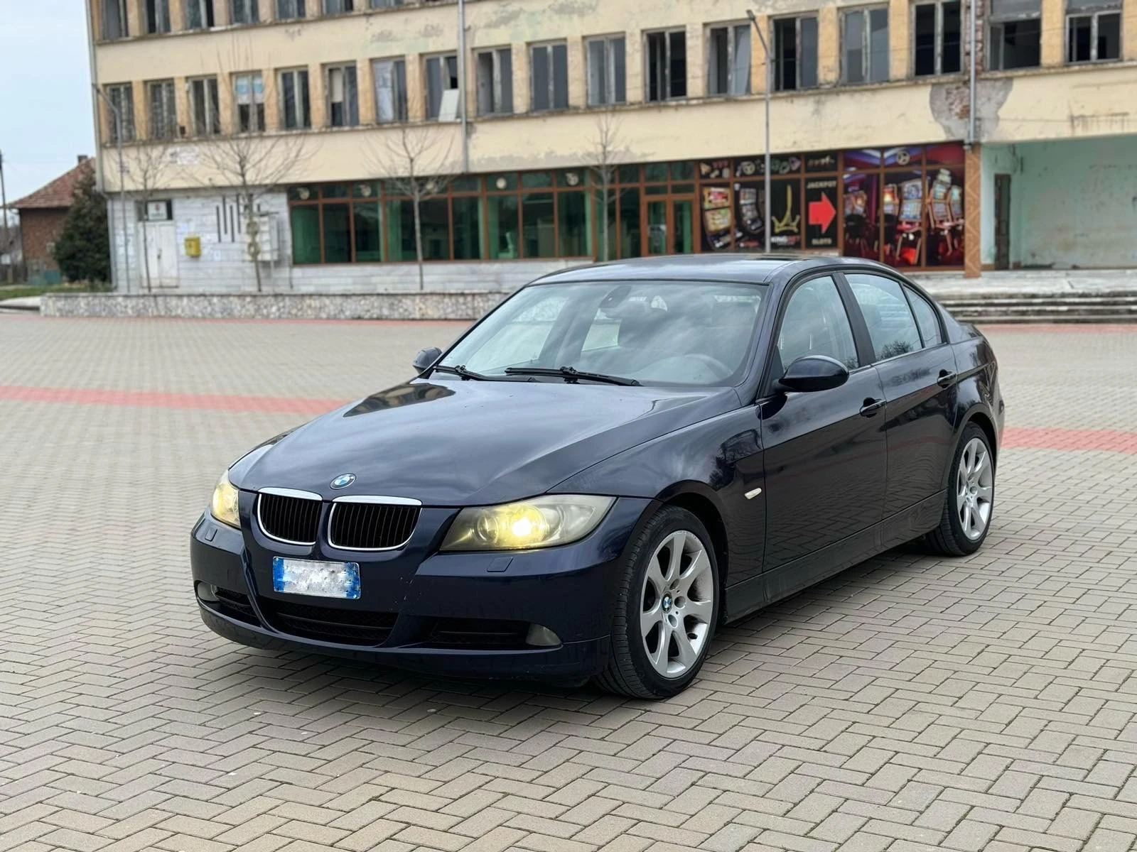 BMW 318 318D, снимка 2 - Автомобили и джипове - 56364935