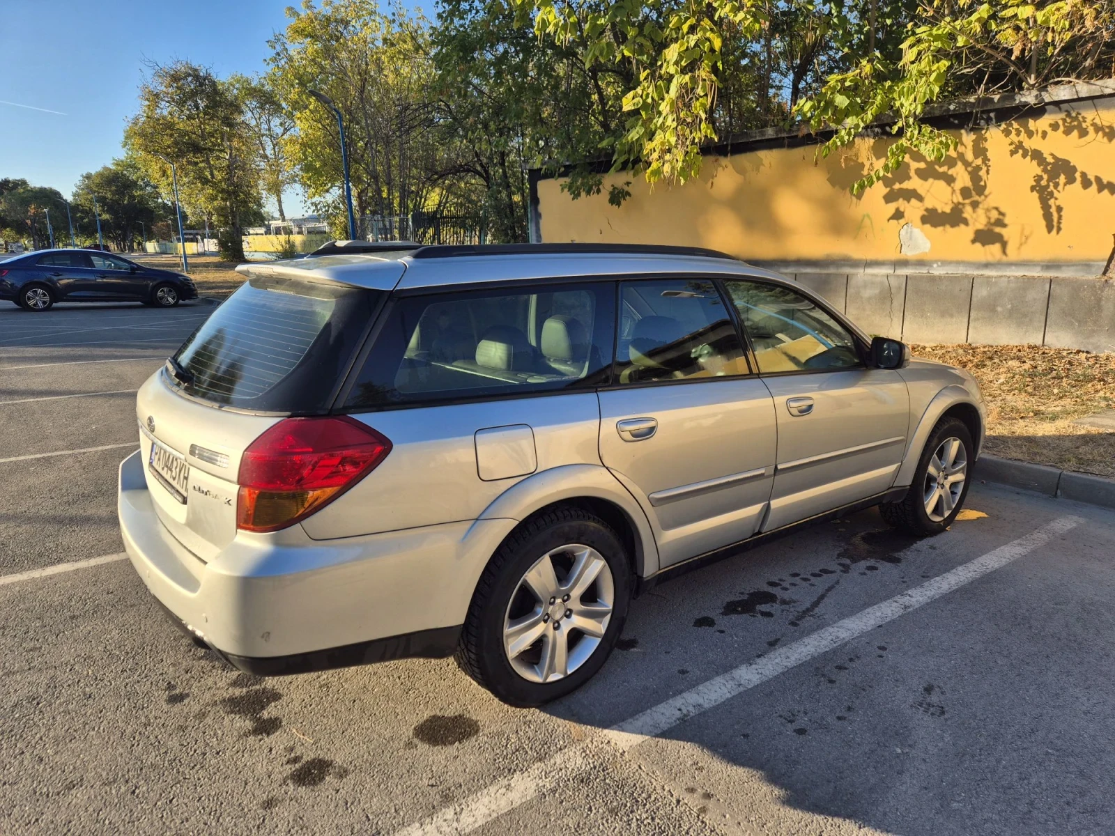 Subaru Outback 3.0 H6, снимка 11 - Автомобили и джипове - 56388801