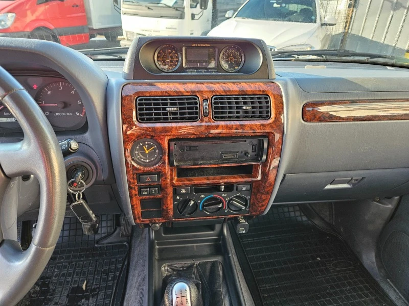 Toyota Land cruiser 3.0 D4D-FULL, снимка 17 - Автомобили и джипове - 43464192