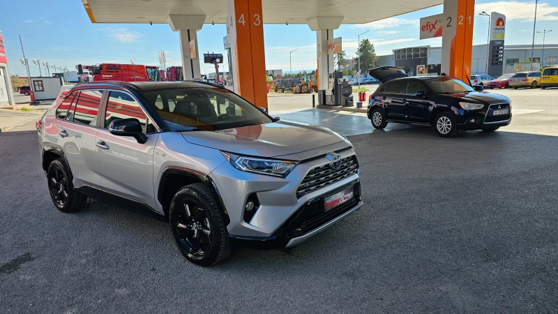 Toyota Rav4 2.5 Hybrid 4x4 , снимка 5 - Автомобили и джипове - 47590204