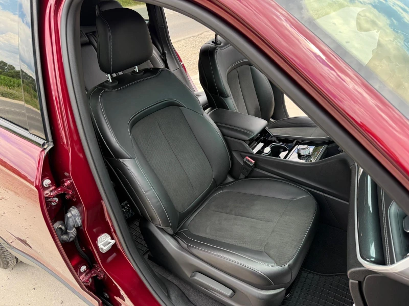 Jeep Grand cherokee 3.6 Pentastar/Газ/10000км/Carplay/Собствен лизинг, снимка 12 - Автомобили и джипове - 51025038