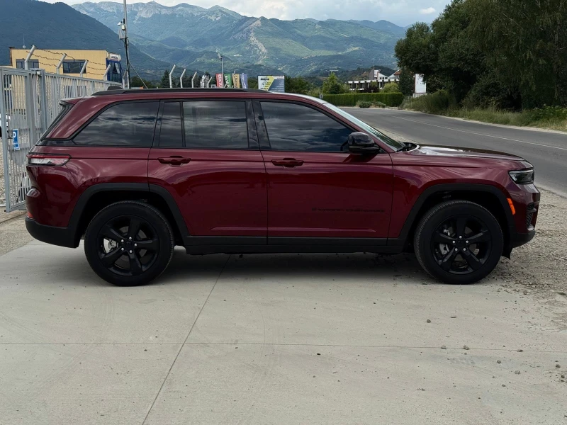Jeep Grand cherokee 3.6 Pentastar/Газ/10000км/Carplay/Собствен лизинг, снимка 3 - Автомобили и джипове - 51025038