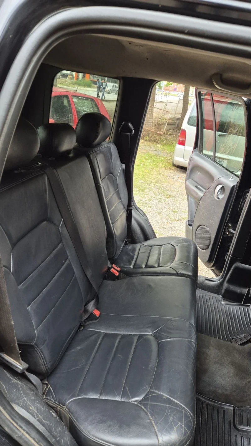 Jeep Cherokee, снимка 14 - Автомобили и джипове - 52484045