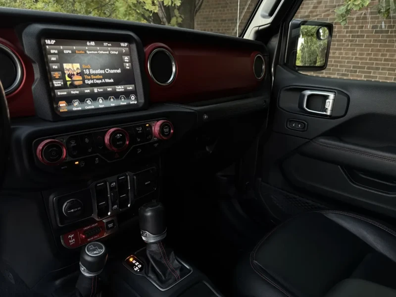 Jeep Wrangler 2020 Jeep Wrangler Unlimited Rubicon, снимка 8 - Автомобили и джипове - 52402155