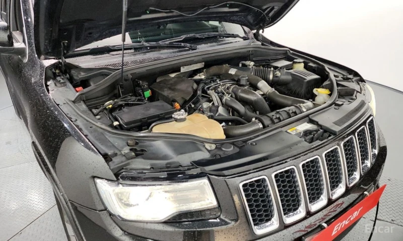 Jeep Grand cherokee, снимка 6 - Автомобили и джипове - 53033836