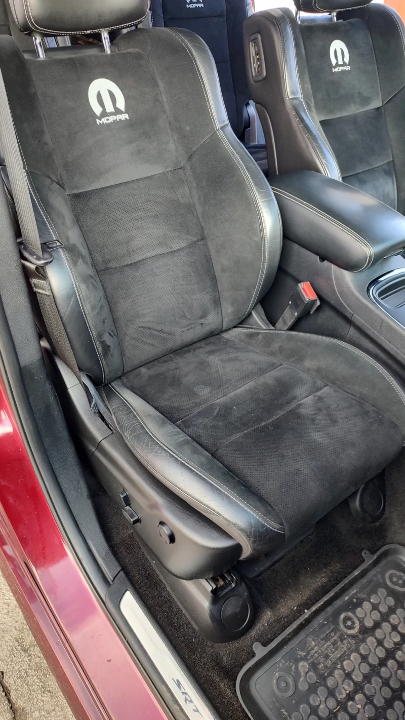 Dodge Durango, снимка 9 - Автомобили и джипове - 53295160