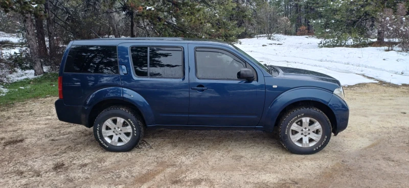 Nissan Pathfinder, снимка 5 - Автомобили и джипове - 53433865