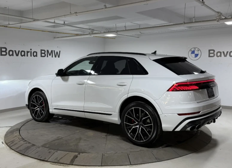 Audi SQ8 B&O* DISTR* PANO* ALCANTARA - изображение 3