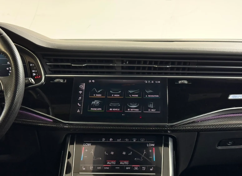 Audi SQ8 B&O* DISTR* PANO* ALCANTARA, снимка 14 - Автомобили и джипове - 53124069