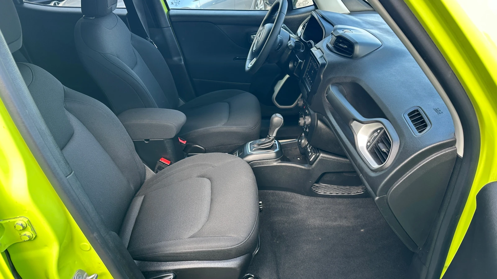 Jeep Renegade 2.4i | Mobile.bg — изображение 12