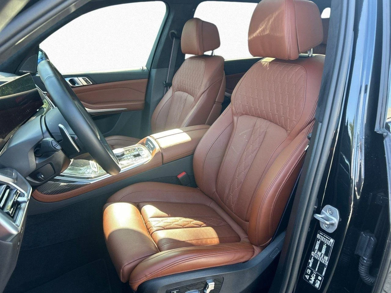 BMW X7 M60i/xDrive/CARBON/H&K/HEAD UP/PANO/360/ICONIC GLO - изображение 6