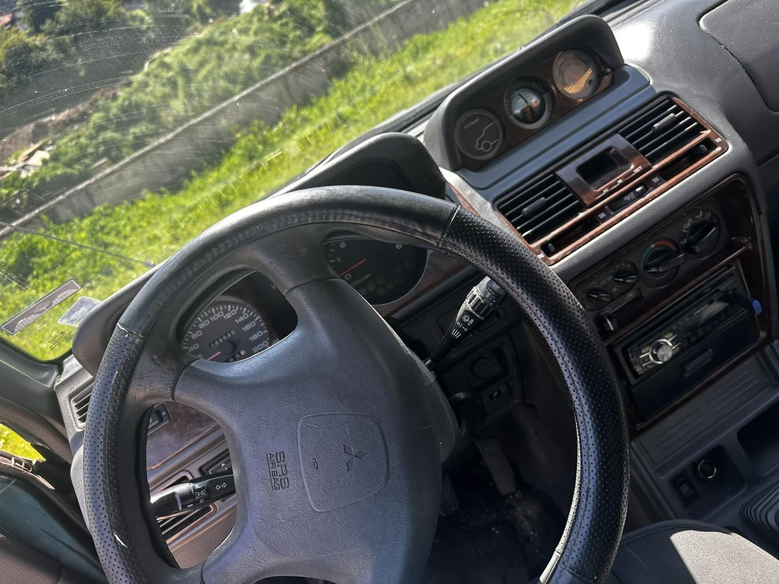 Mitsubishi Pajero 2.5 - изображение 4