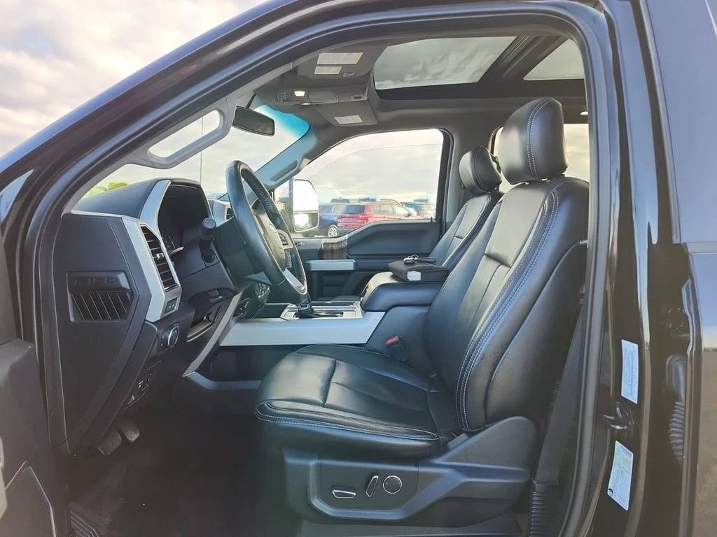 Ford F150 * LARIAT CREW CAB STD BED * CARFAX * БЕЗ ПЪРВОНАЧА - изображение 5
