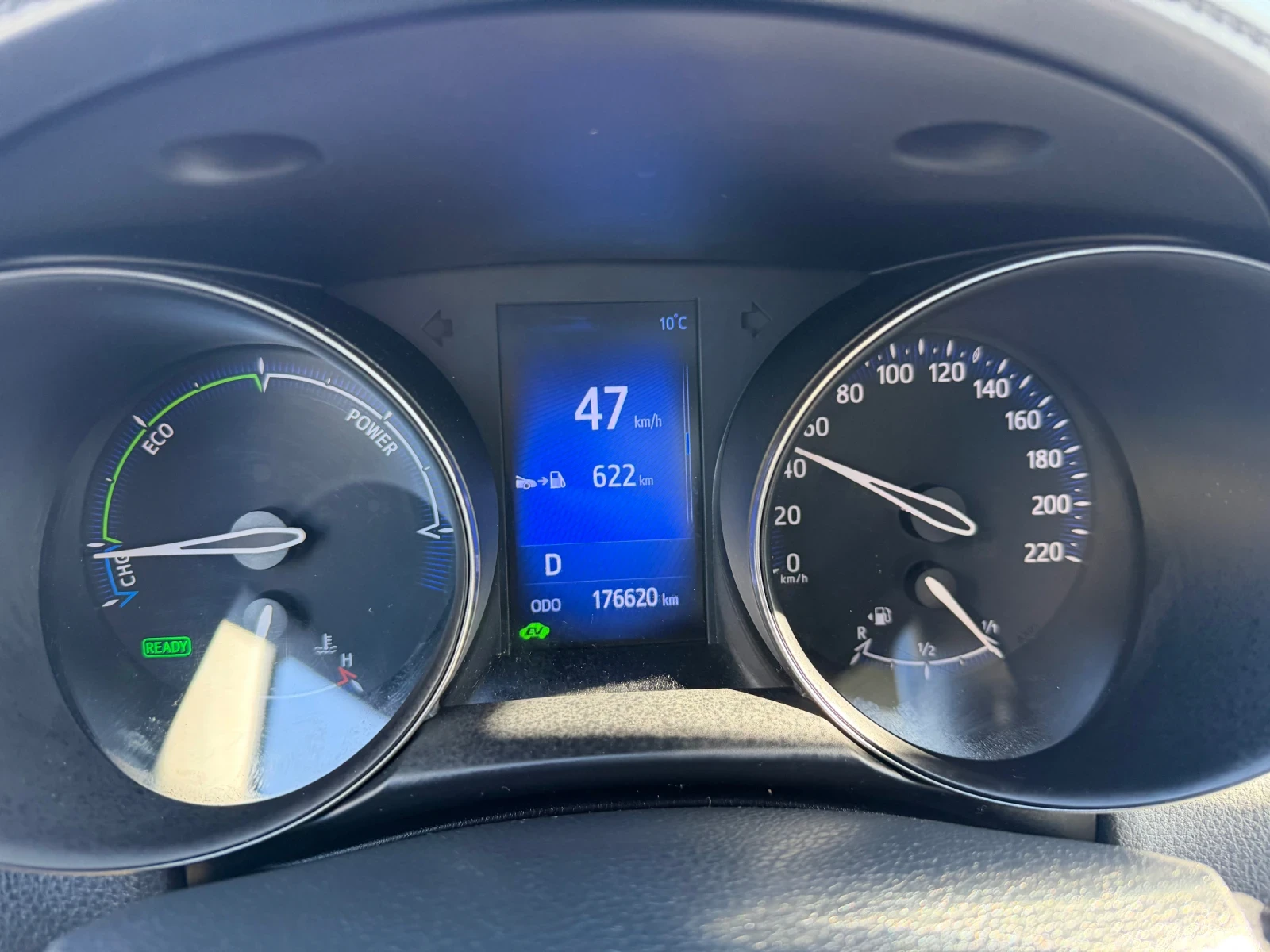 Toyota C-HR 1.8 Бензин-Хибрид, снимка 14 - Автомобили и джипове - 53800371