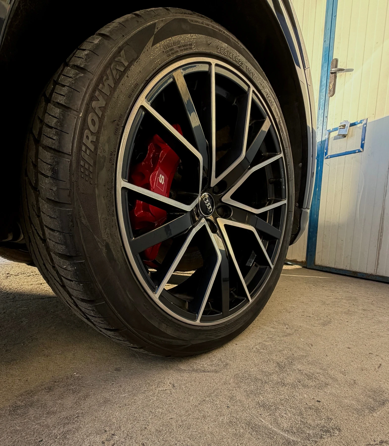 Audi Q8 * SQ8* BANG* KEYLESS* , снимка 6 - Автомобили и джипове - 54128757