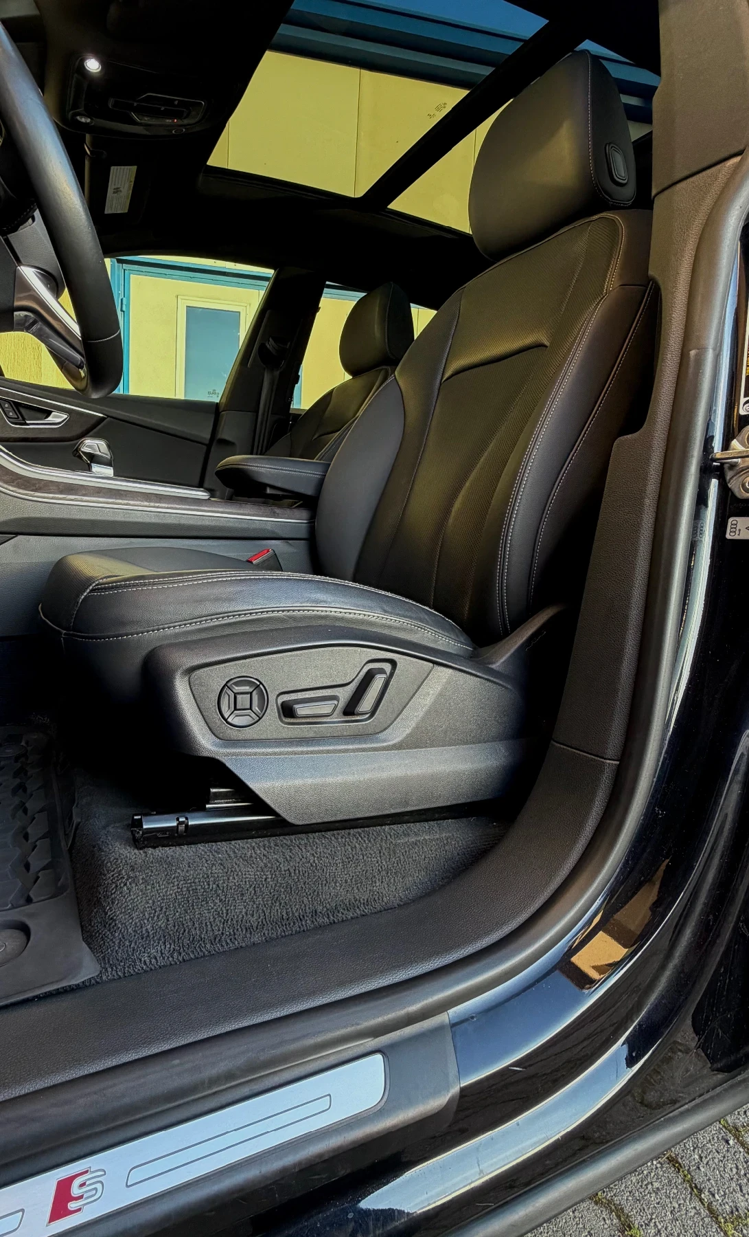 Audi Q8 * SQ8* BANG* KEYLESS* , снимка 7 - Автомобили и джипове - 54128757