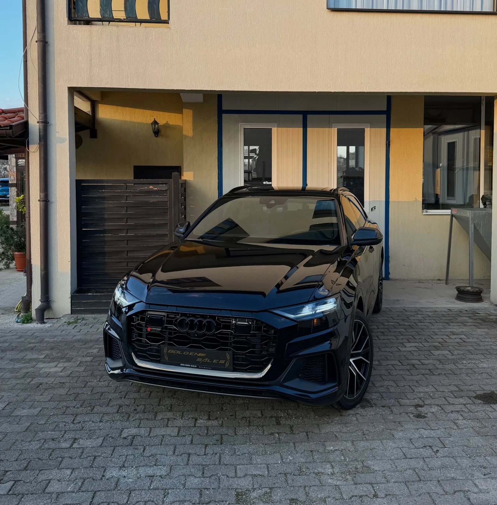 Audi Q8 * SQ8* BANG* KEYLESS* 