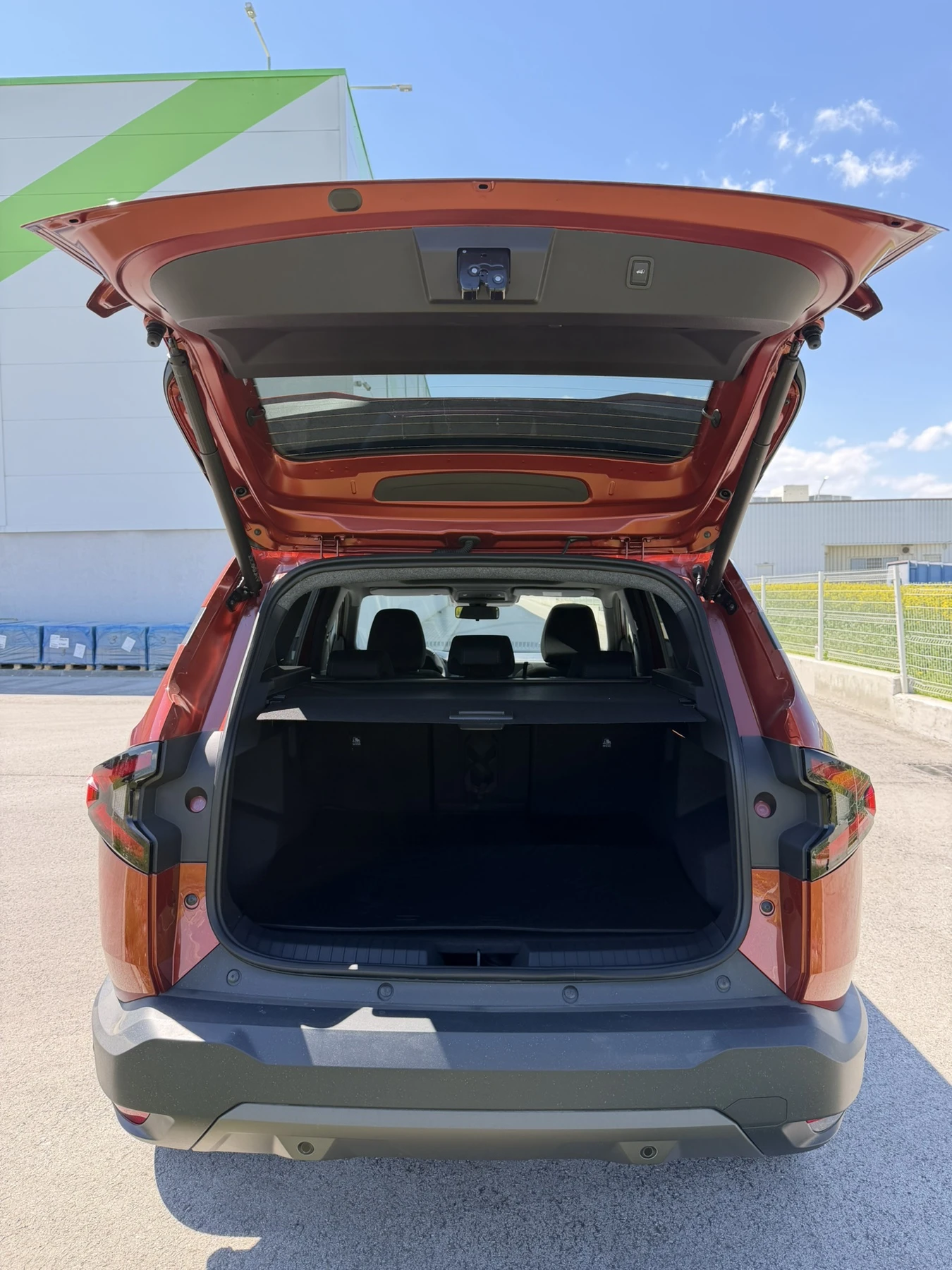 Dacia Bigster Extreme 155, снимка 11 - Автомобили и джипове - 54322022