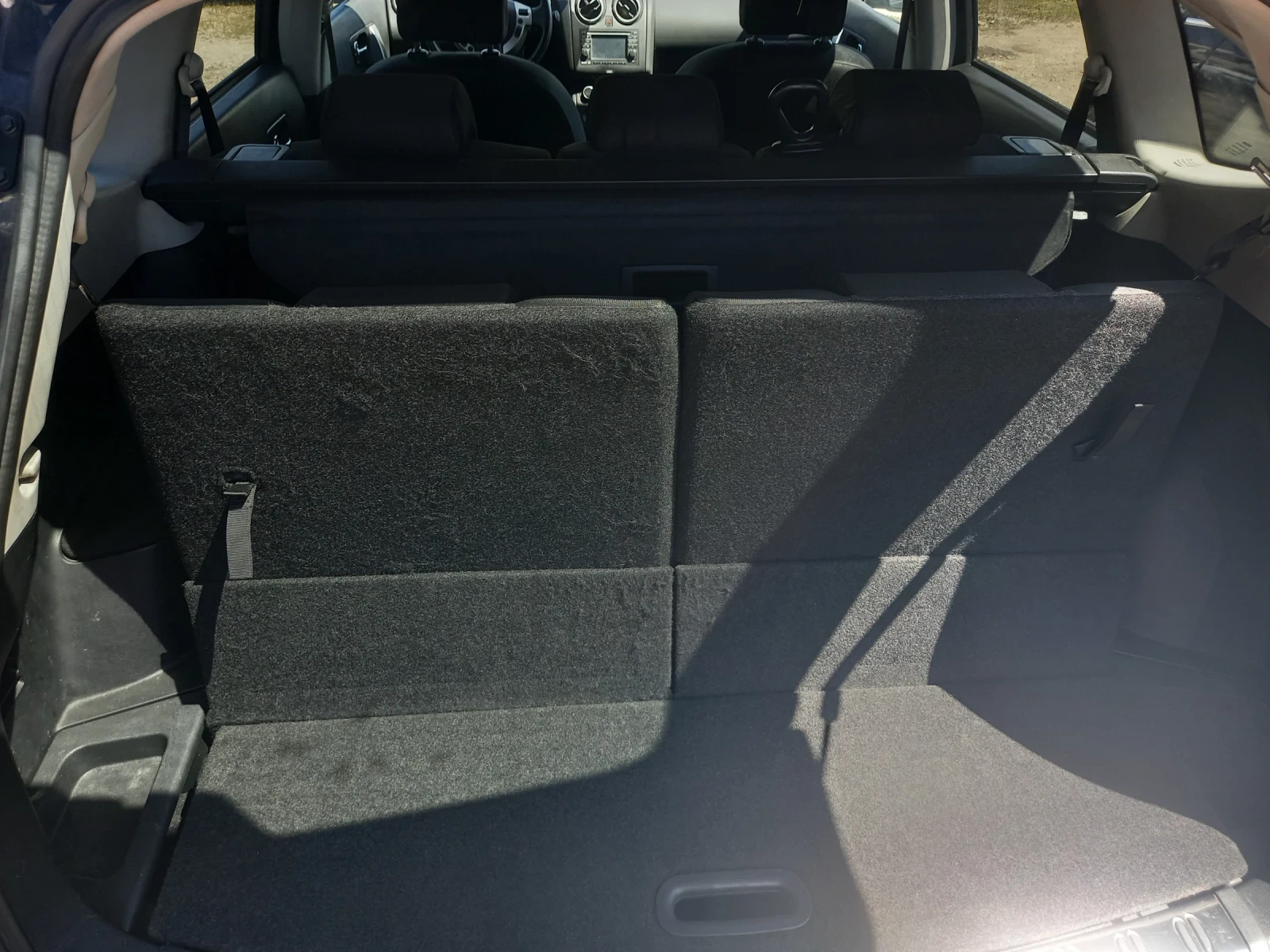 Nissan Qashqai 1.6 dci 131k.c. 4x4 камера NAVI panorama 6+ 1места, снимка 6 - Автомобили и джипове - 54424064
