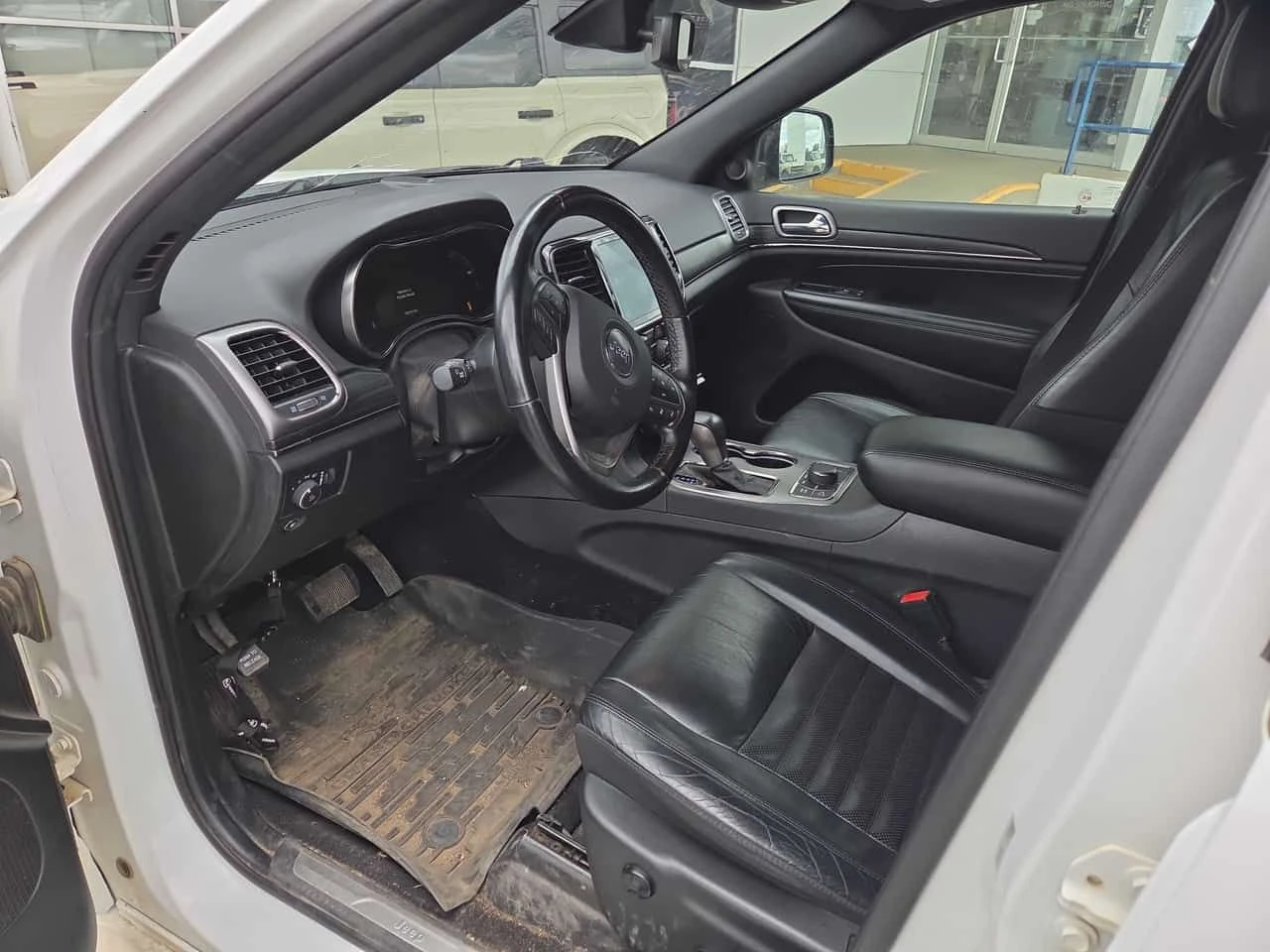 Jeep Grand cherokee * Limited X * АВТОКРЕДИТ БЕЗ ПЪРВОНАЧАЛНА* , снимка 5 - Автомобили и джипове - 54952359