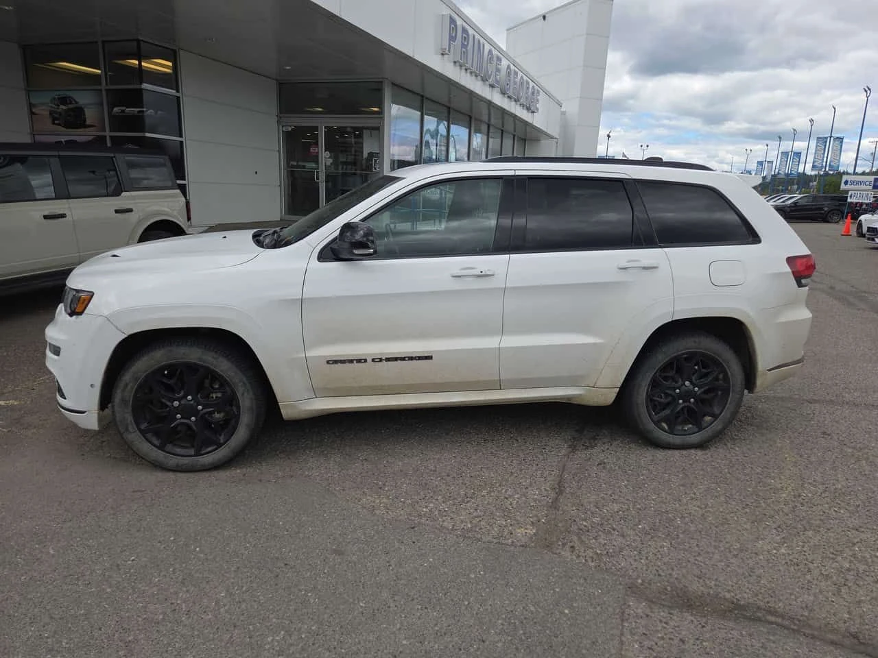 Jeep Grand cherokee * Limited X * АВТОКРЕДИТ БЕЗ ПЪРВОНАЧАЛНА* , снимка 2 - Автомобили и джипове - 54952359
