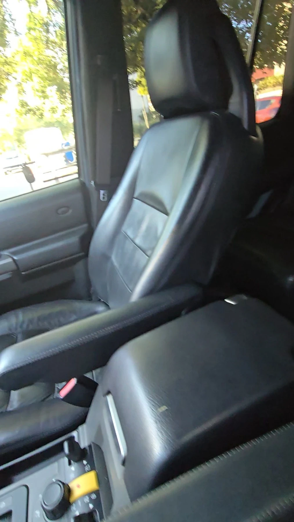 Land Rover Discovery 2.7 TDV6 190 �.�.  | Mobile.bg � ����������� 12