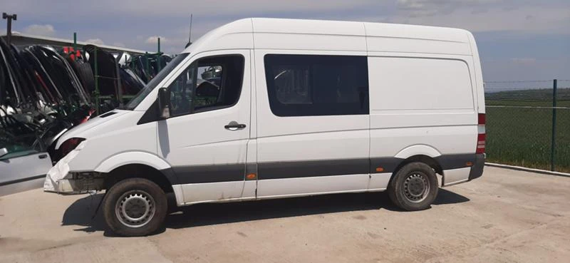 Mercedes-Benz Sprinter 211 2.2 CDI, снимка 2 - Бусове и автобуси - 28766904