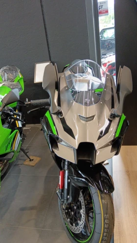 Kawasaki Zx 10R Ninja 2025 New km.0!!! | Mobile.bg    2