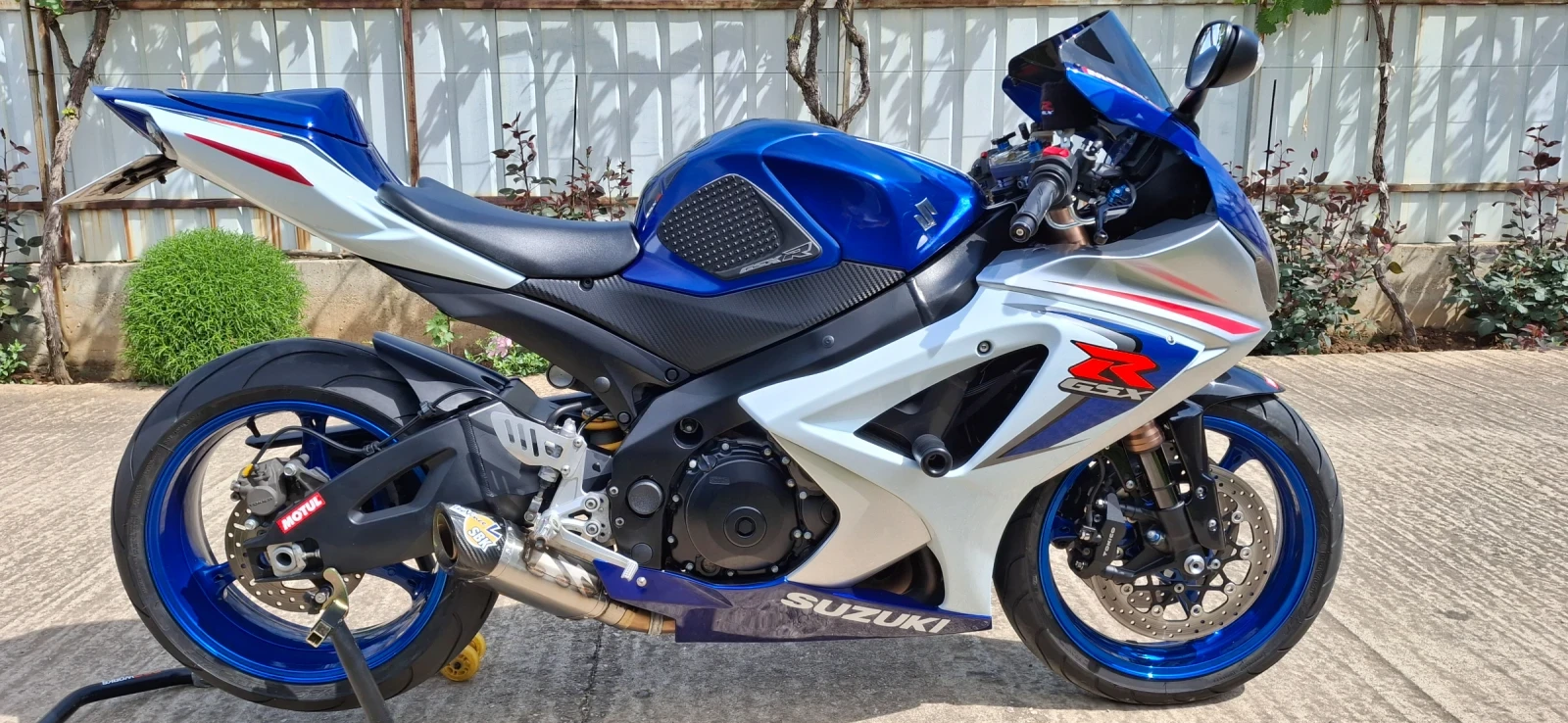 Suzuki Gsxr 1000 K8 - изображение 7
